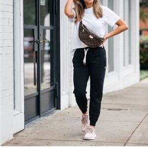 Vuori Women's Performance Jogger Black Size S